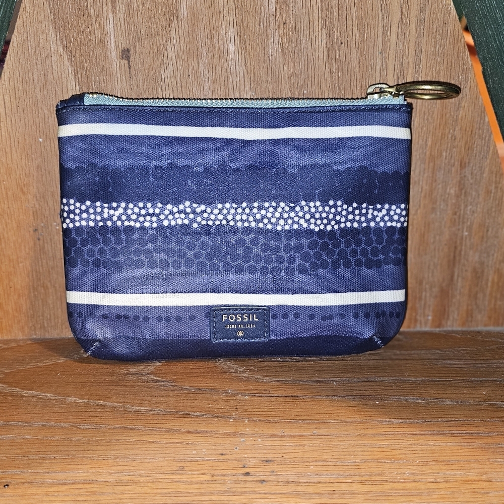 Rare Vintage Fossil Ivy Blue Pouch- EUC